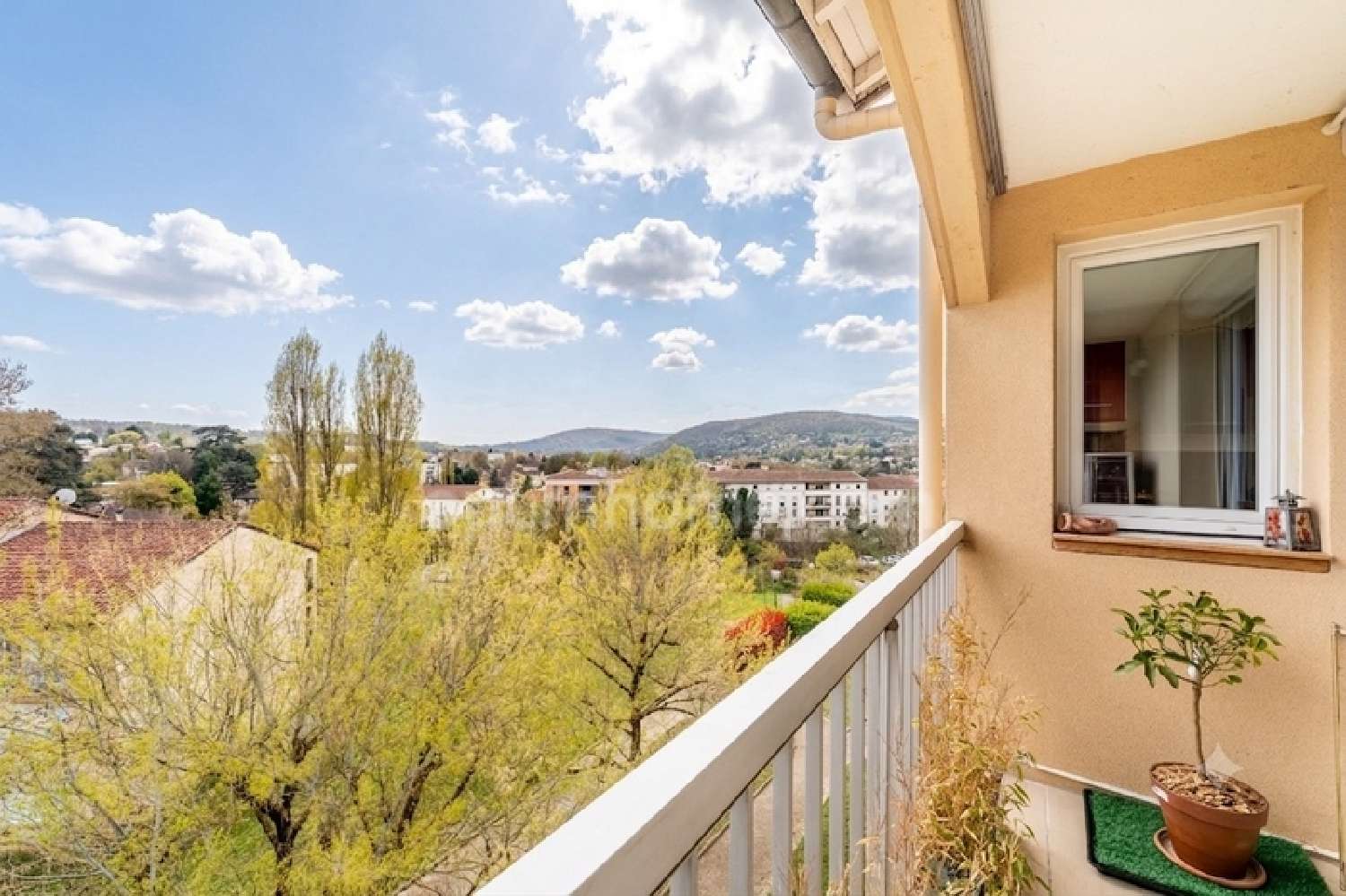 te koop huis Neuville-sur-Saône Rhône 1