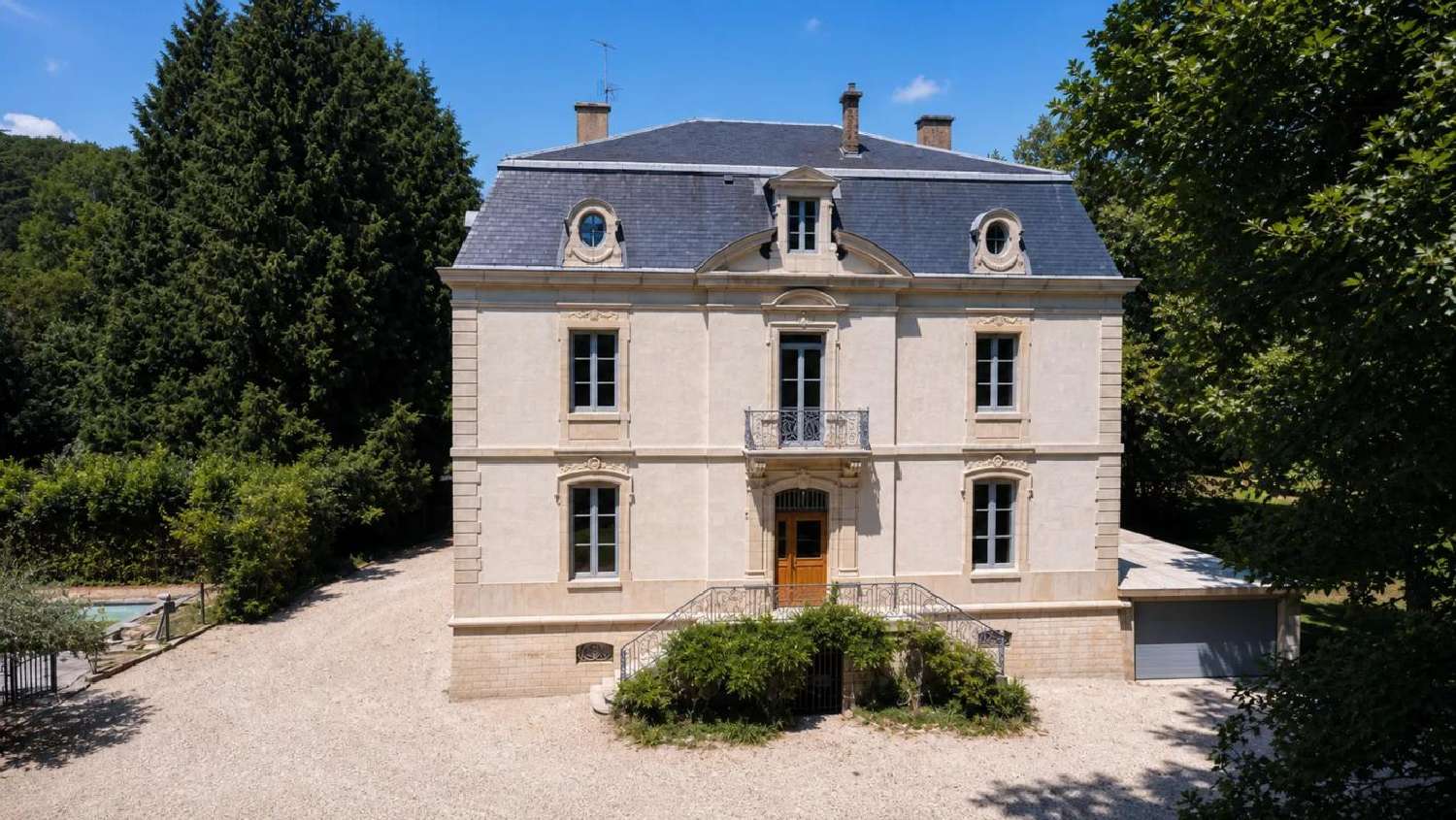  à vendre maison Neuville-sur-Ain Ain 1