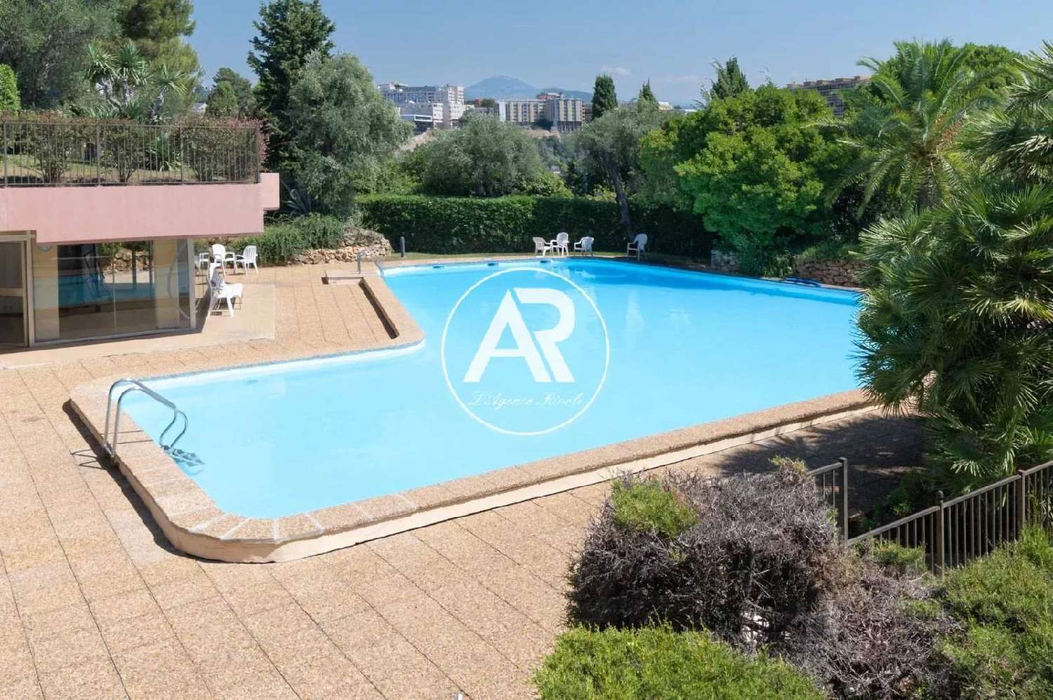 à vendre maison Nice 06200 Alpes-Maritimes 2
