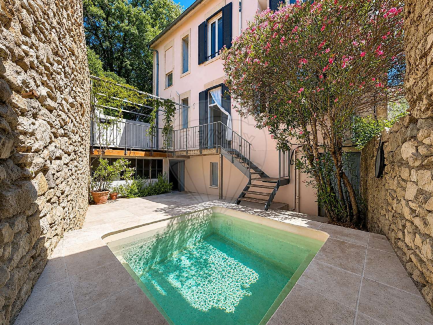  à vendre maison Nîmes Gard 1