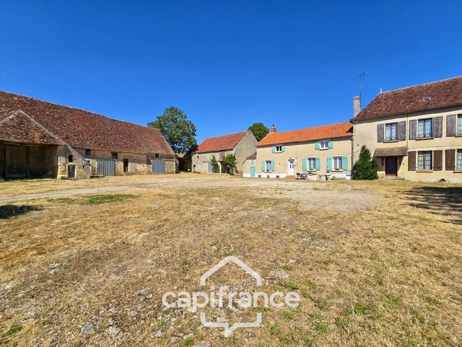  à vendre maison Perroy Nièvre 2