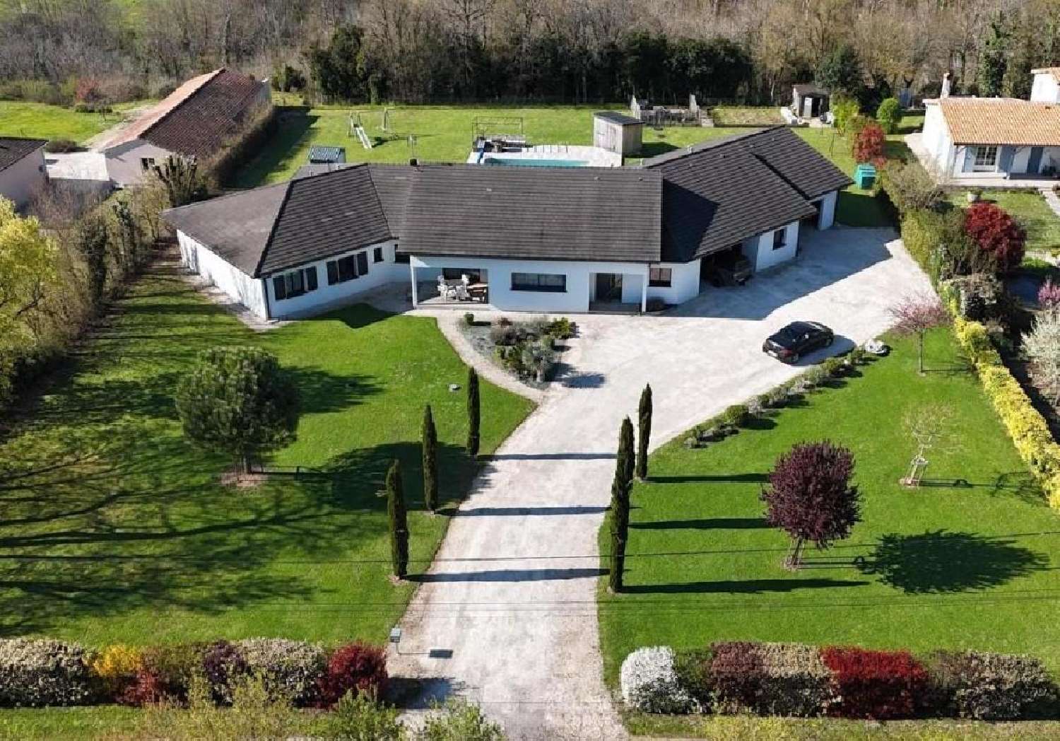 te koop huis Ruffec Charente 3