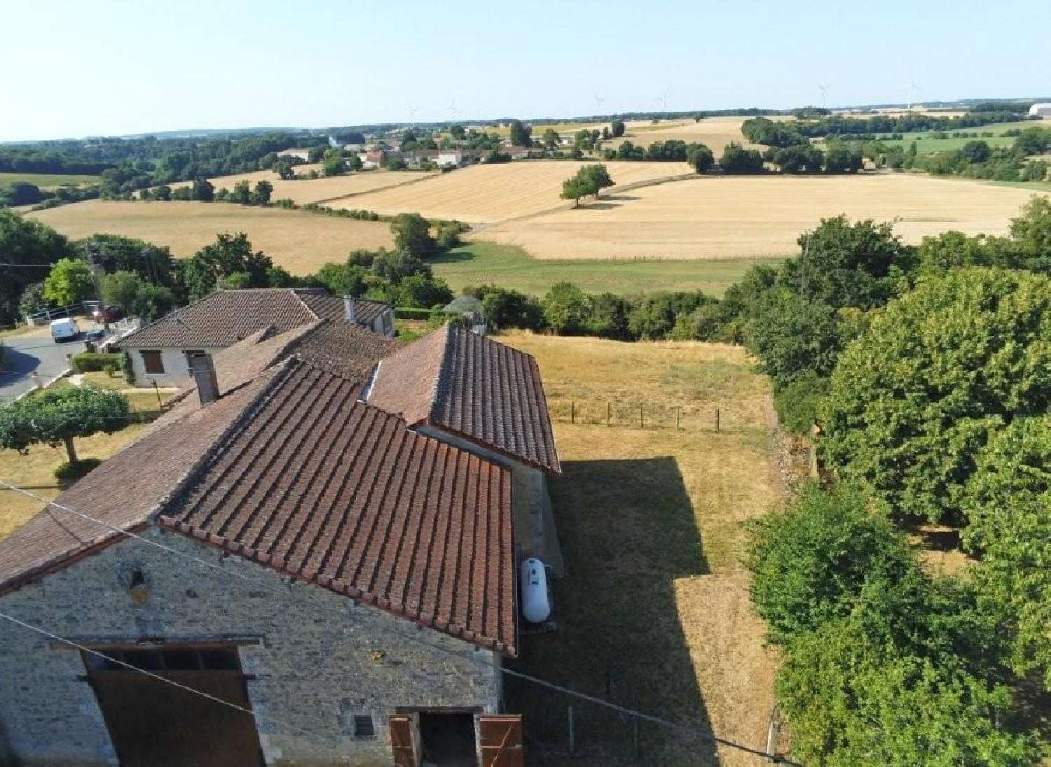 te koop huis Ruffec Charente 2