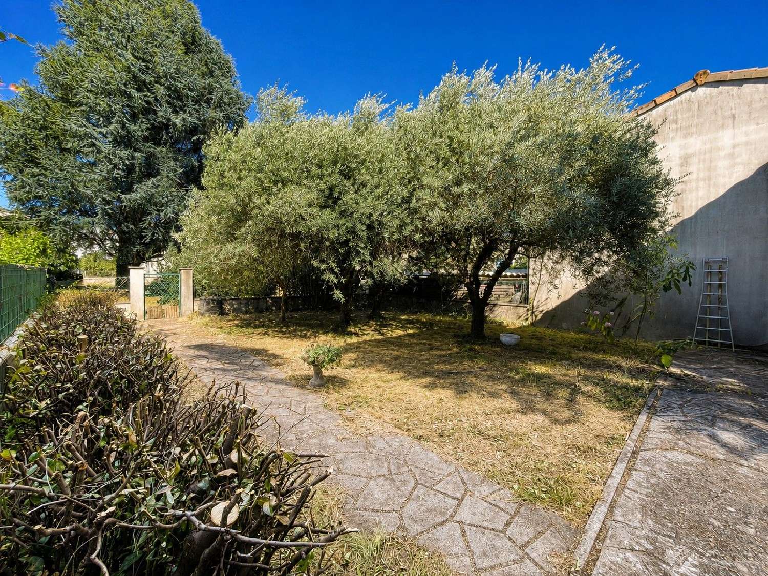 à vendre maison Saint-Ambroix Gard 1