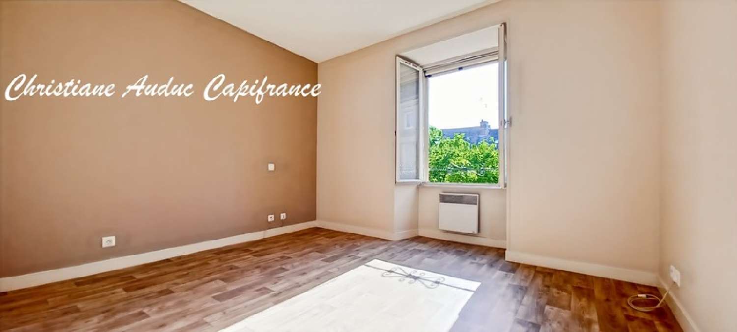  te koop huis Saint-Bonnet-de-Joux Saône-et-Loire 6