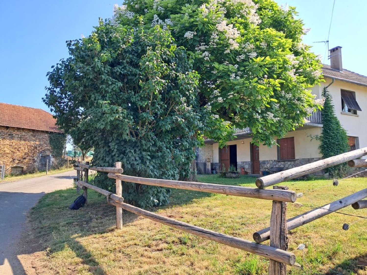 à vendre maison Saint-Constant Cantal 2