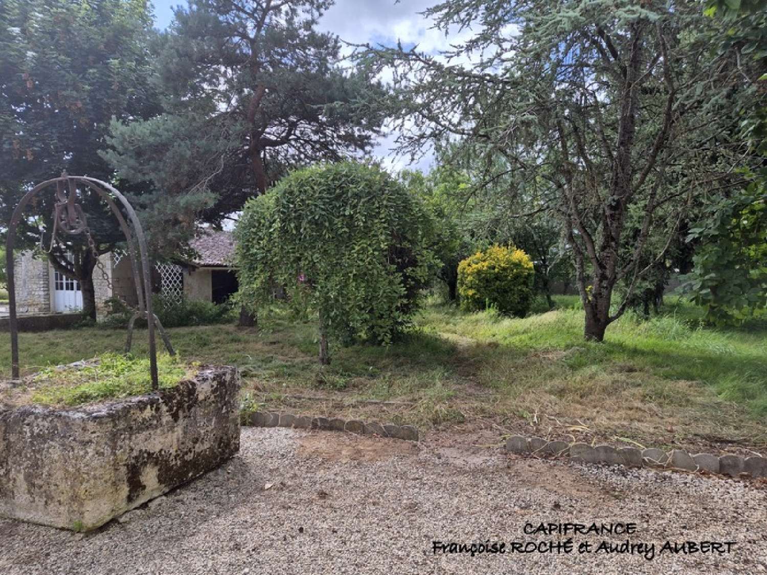 for sale house Saint-Georges-des-Côteaux Charente-Maritime 2