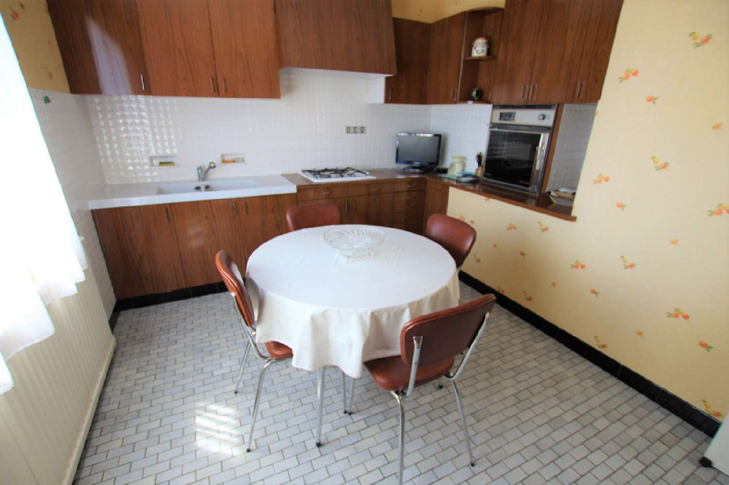 for sale house Saint-Jean-d'Angély Charente-Maritime 8