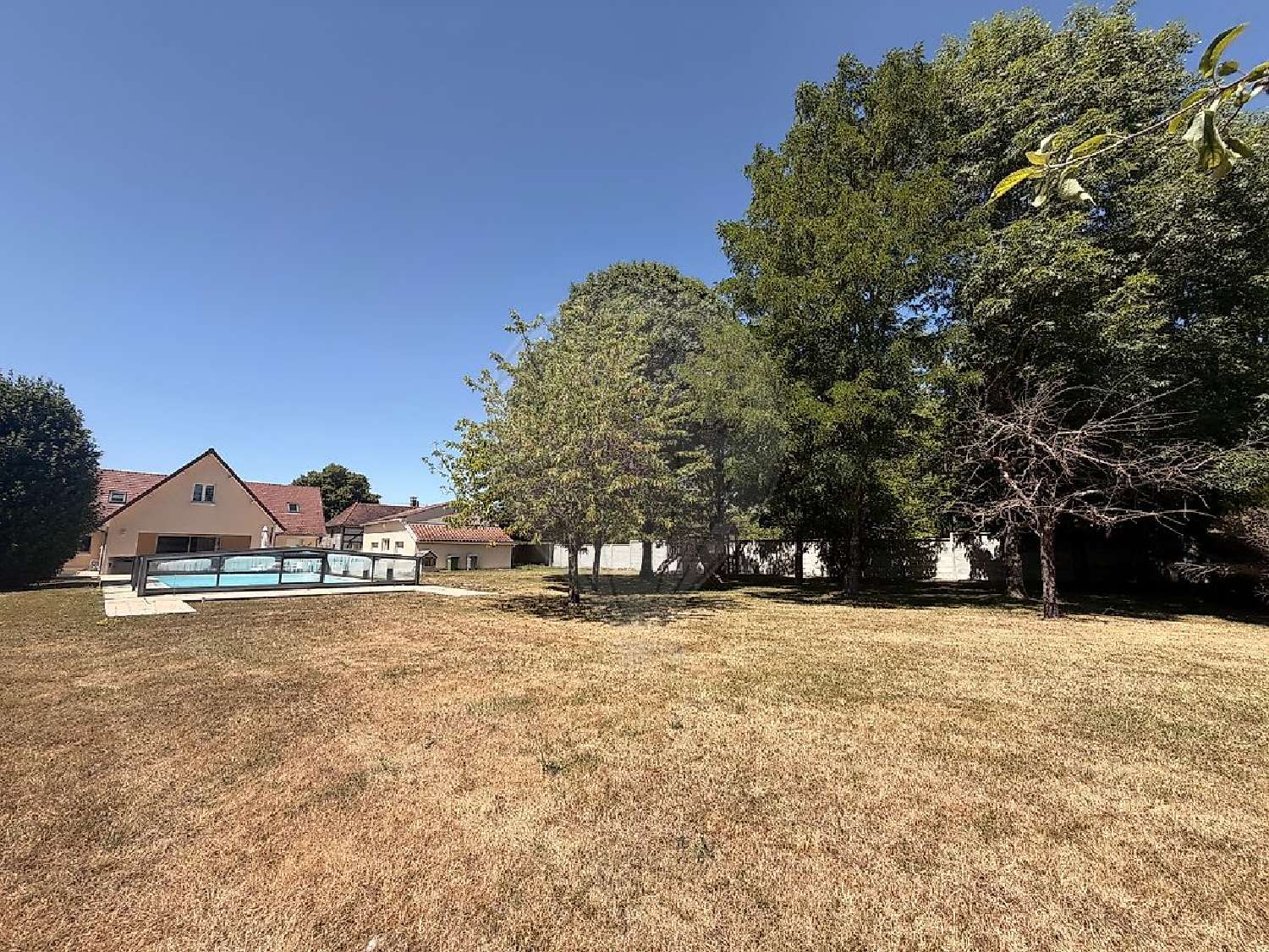 à vendre maison Saint-Jean-de-Bonneval Aube 2
