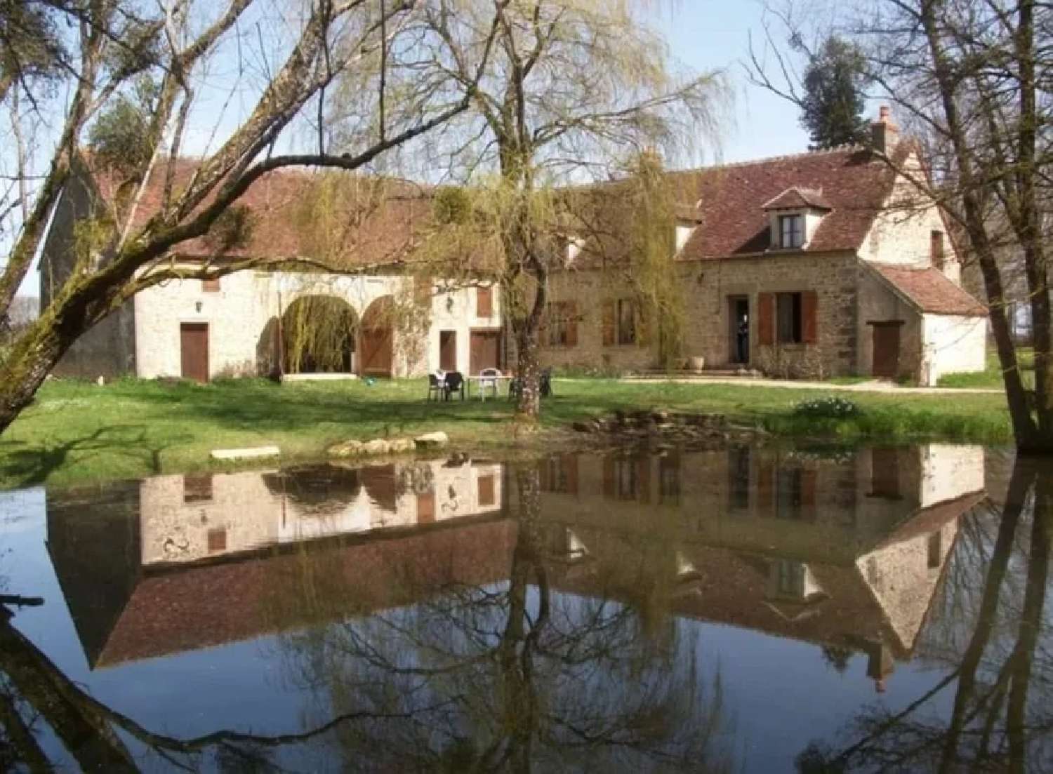  for sale house Saint-Malo-en-Donziois Nièvre 1