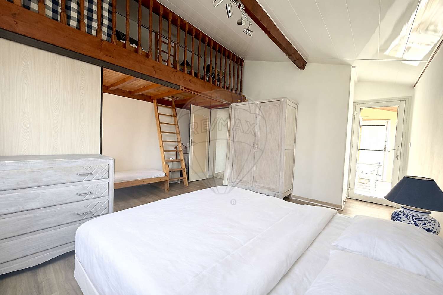 for sale house Saint-Palais-sur-Mer Charente-Maritime 8