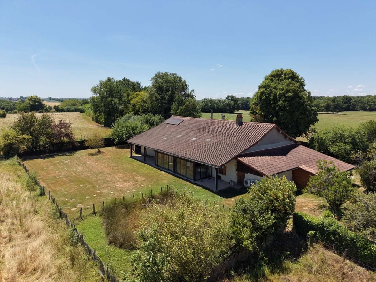 for sale house Saint-Trivier-de-Courtes Ain 2