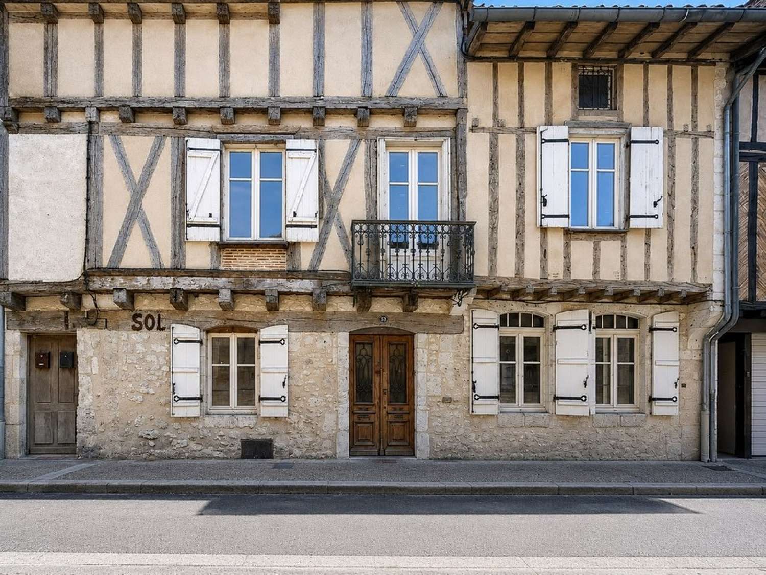  for sale house Sainte-Foy-la-Grande Gironde 1