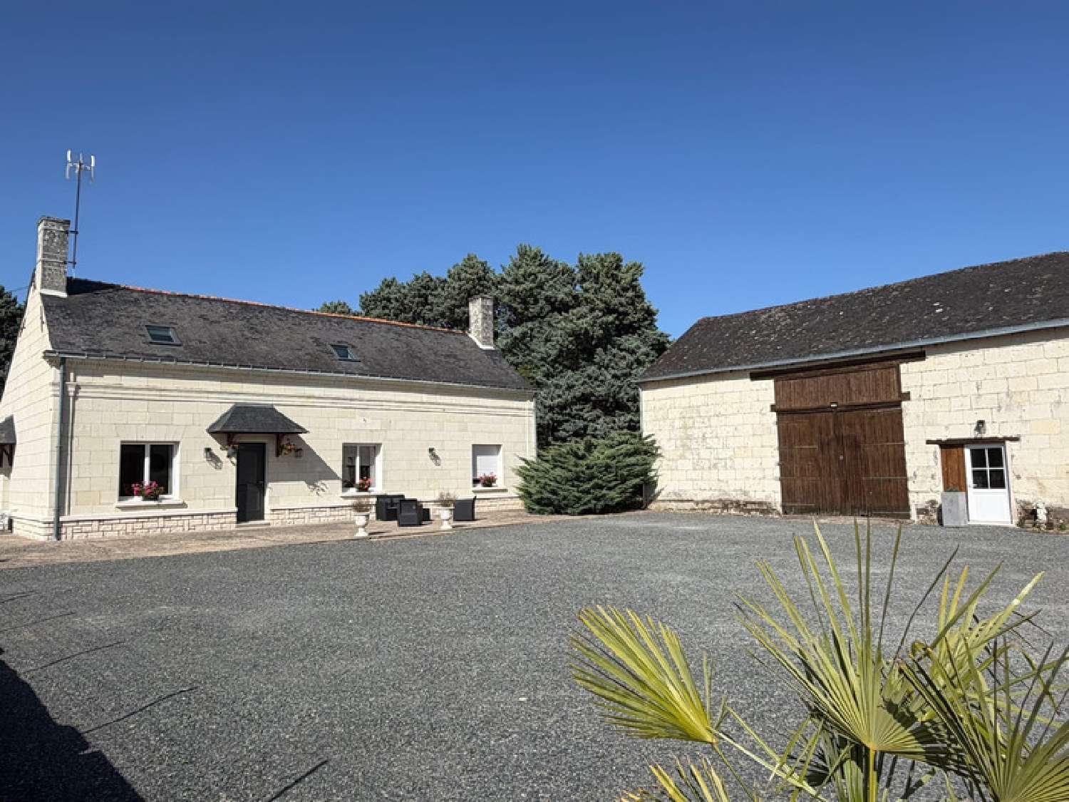 for sale house Saumur Maine-et-Loire 1
