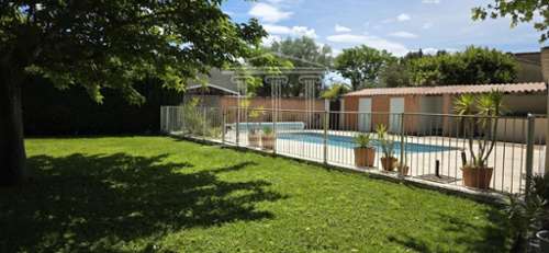 Sorgues Vaucluse huis foto