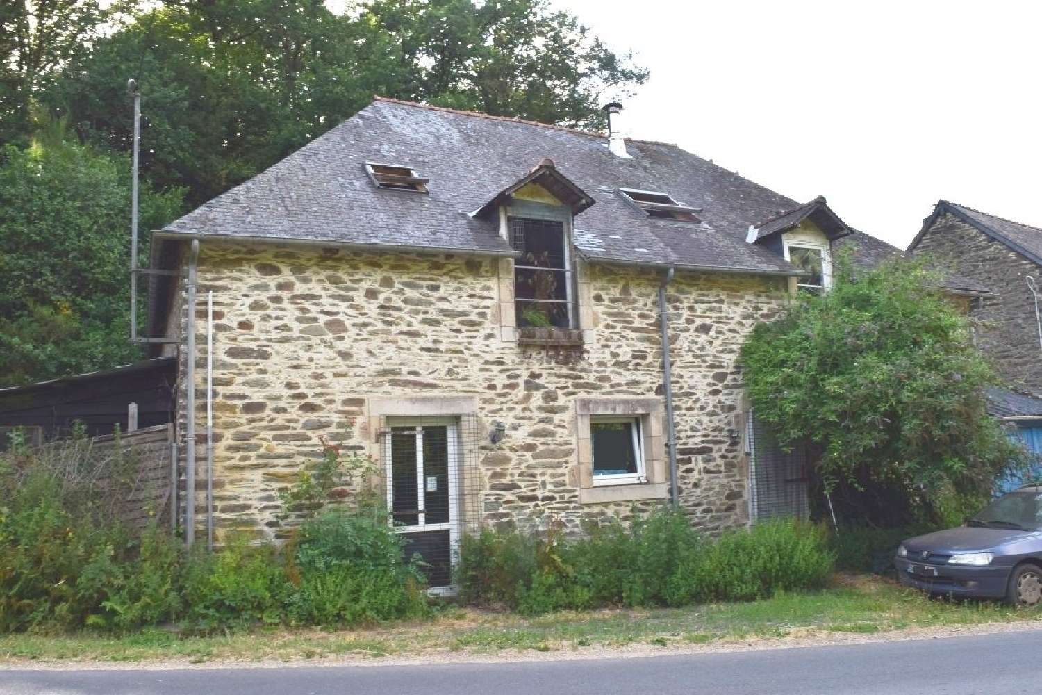 for sale house Spézet Finistère 1