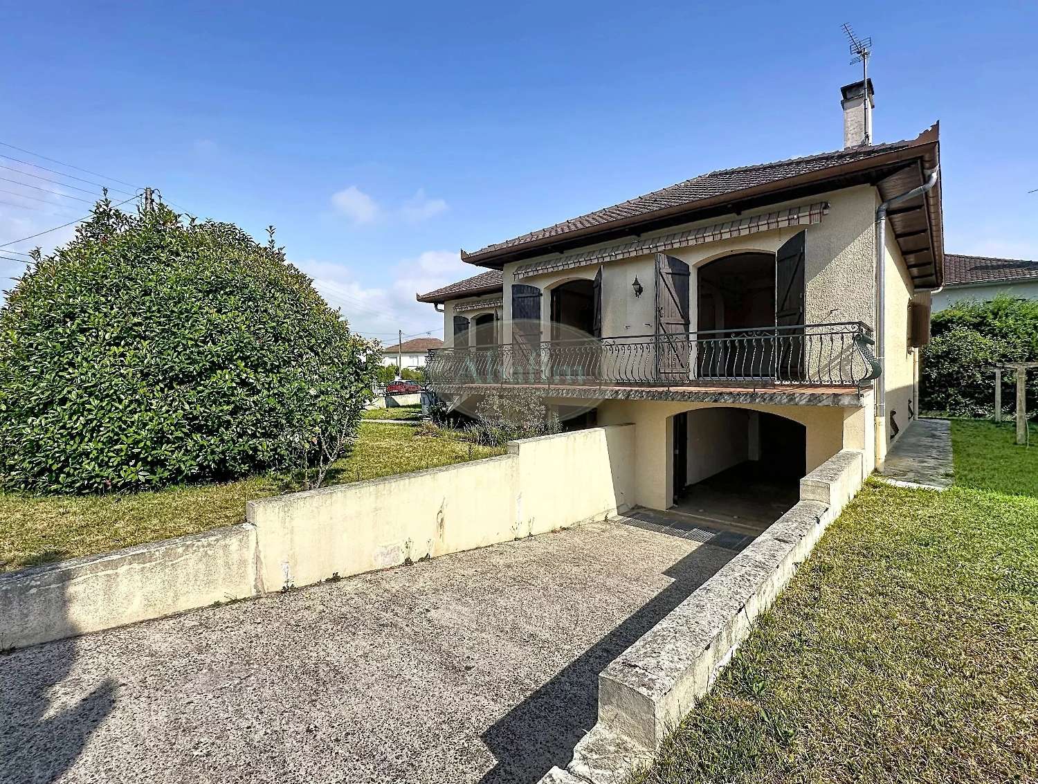 for sale house Tarbes Hautes-Pyrénées 1