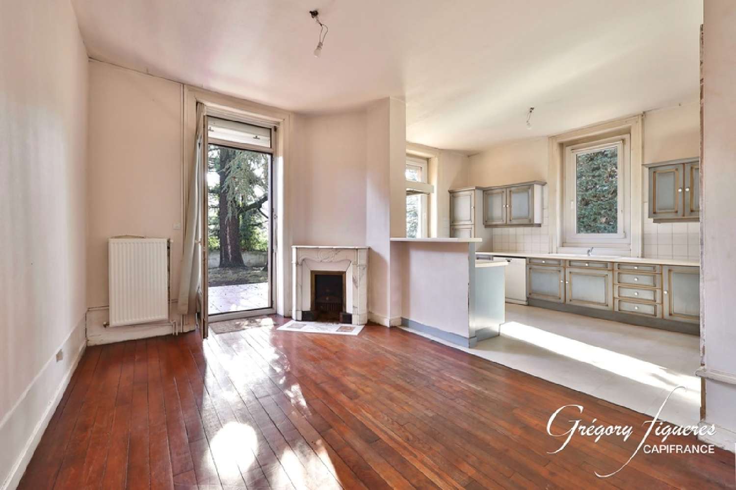  for sale house Terrenoire Loire 3