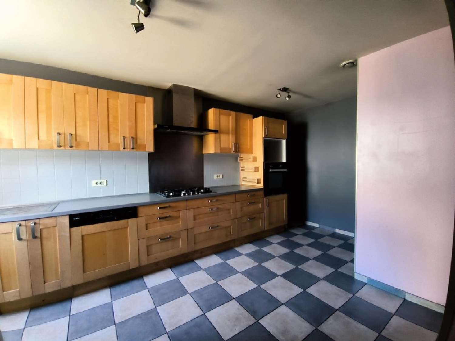 à vendre maison Tréves Rhône 3