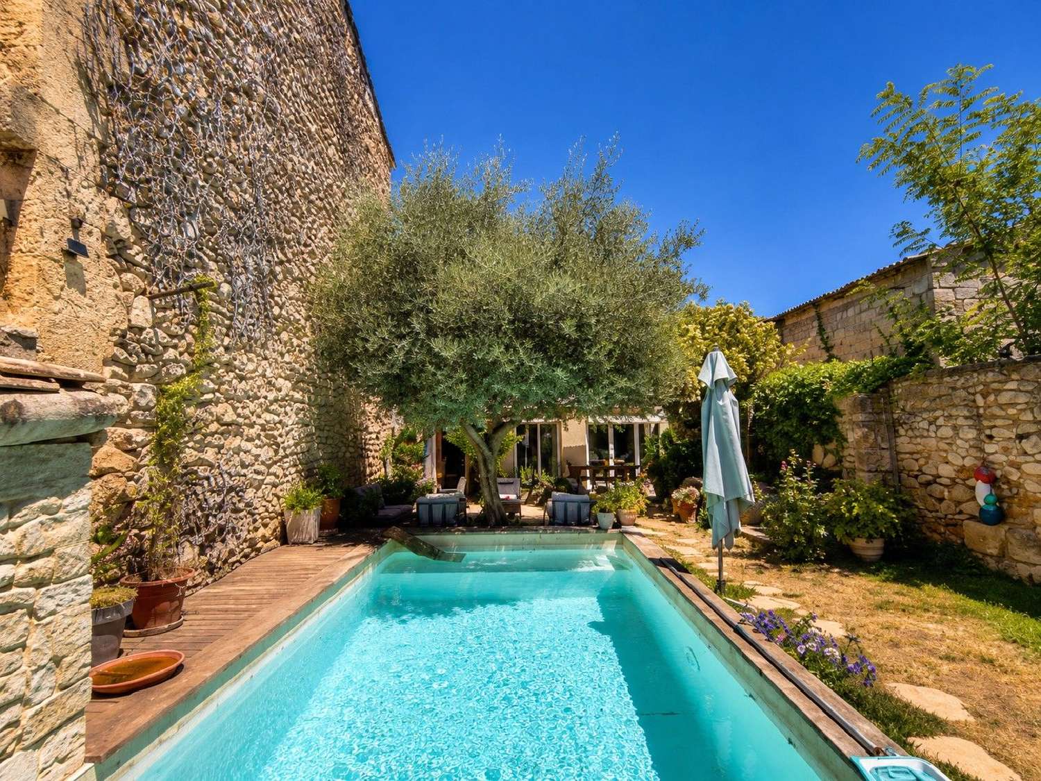 à vendre maison Vergèze Gard 1