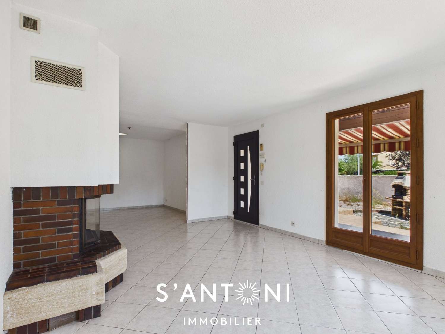  for sale house Vias Hérault 4