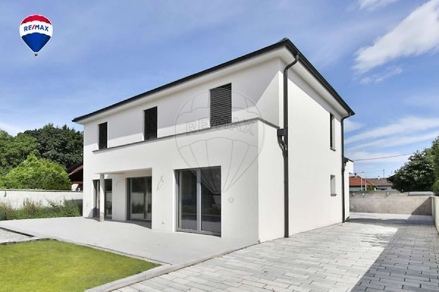for sale house Village-Neuf Haut-Rhin 1