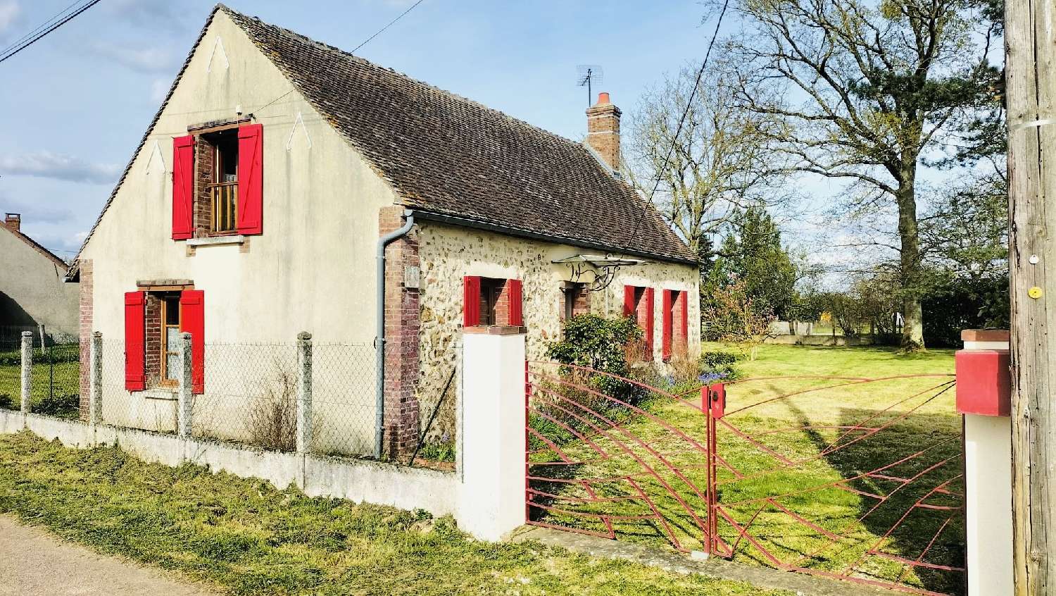 for sale house Villemer Yonne 1