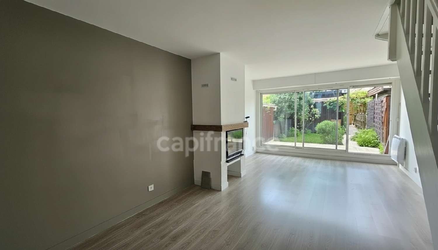 for sale house Voisins-le-Bretonneux Yvelines 2