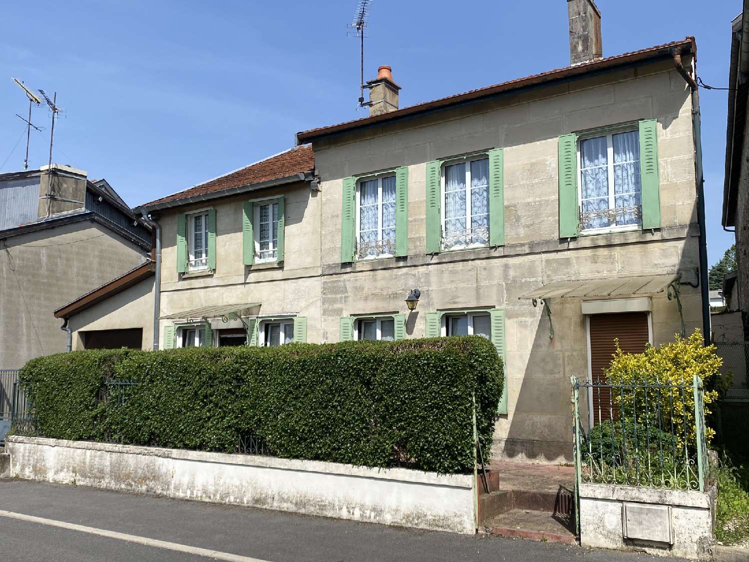 à vendre maison Wassy Haute-Marne 2