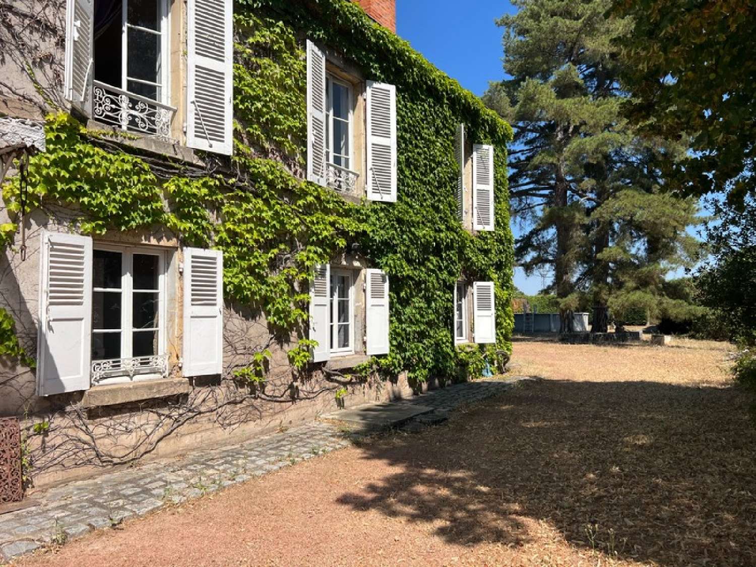 en venta mansión Roanne Loire 3