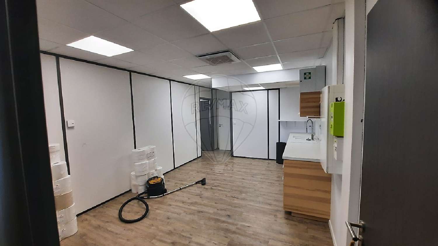 for sale office Mérignac Gironde 1