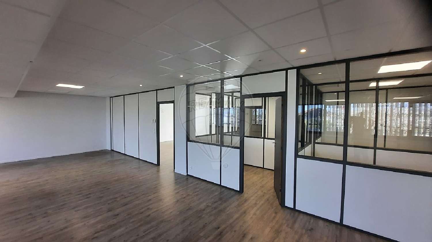 for sale office Mérignac Gironde 5