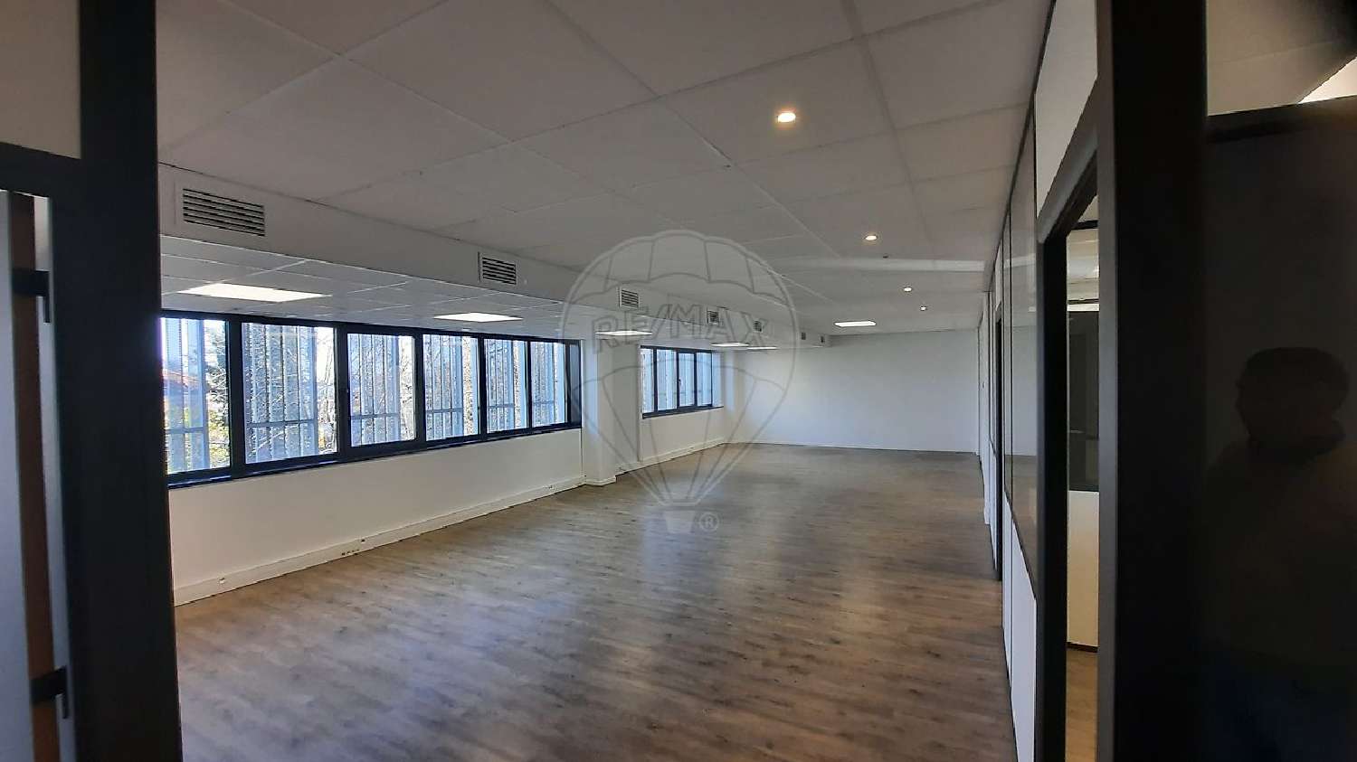 for sale office Mérignac Gironde 3