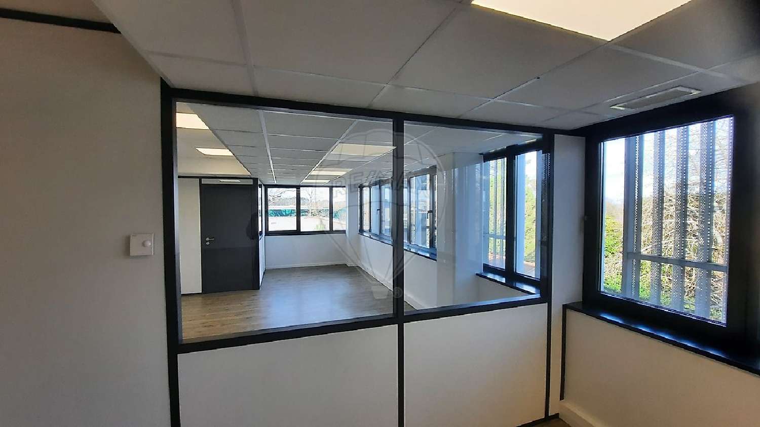 for sale office Mérignac Gironde 4