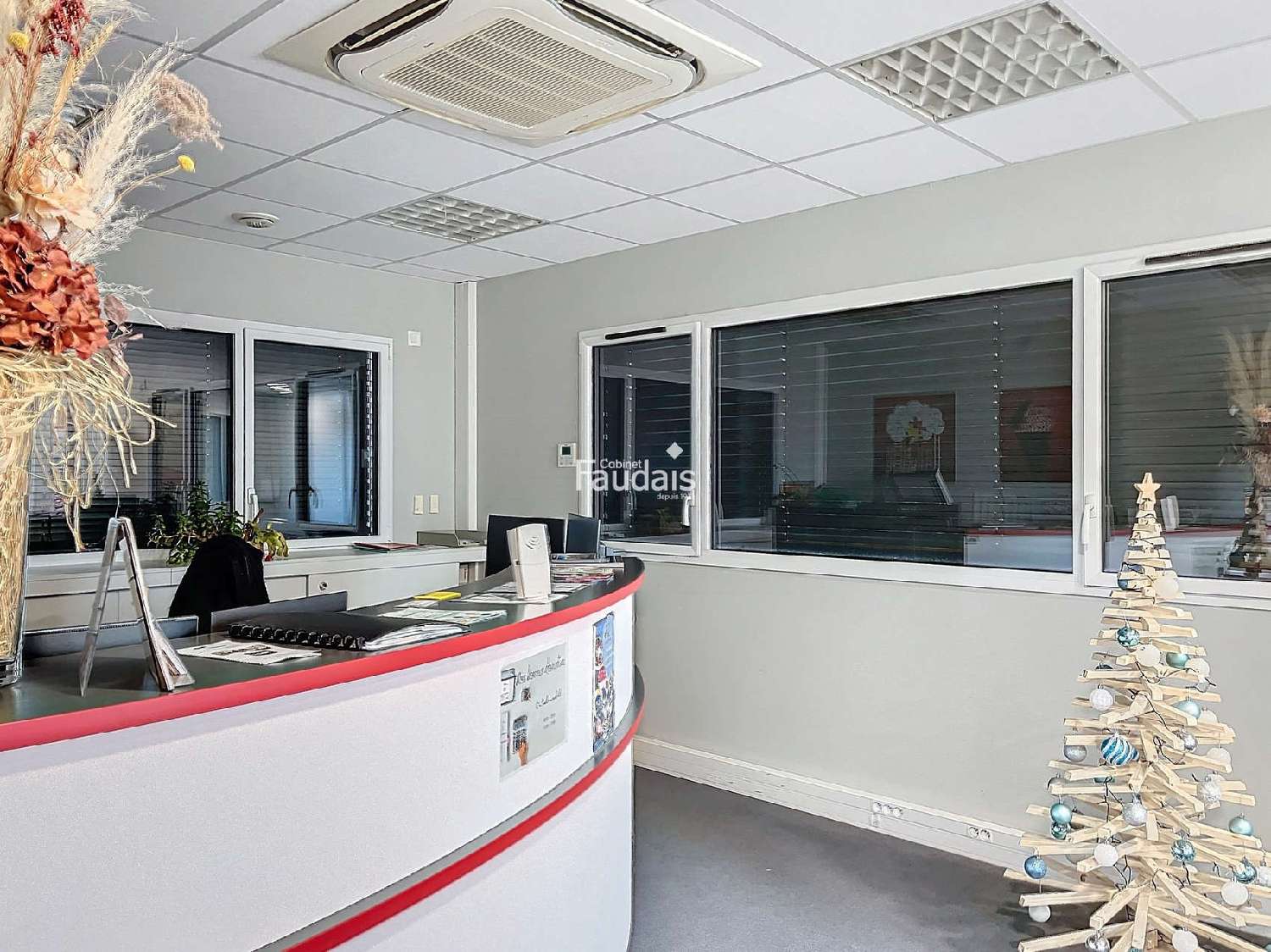  en venta oficina Saint-Lô Manche 2