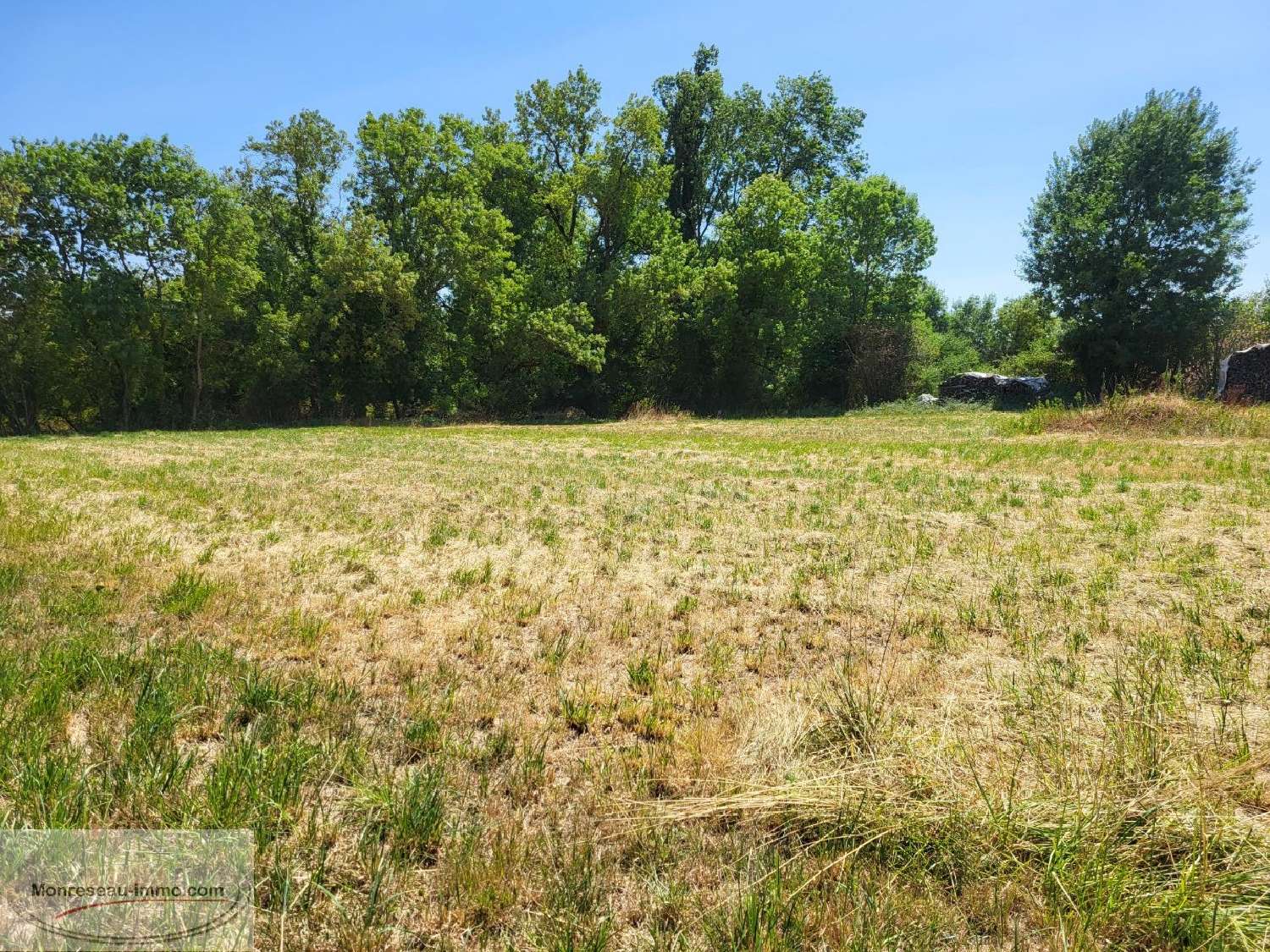 for sale terrain Saint-Étienne-sur-Reyssouze Ain 3