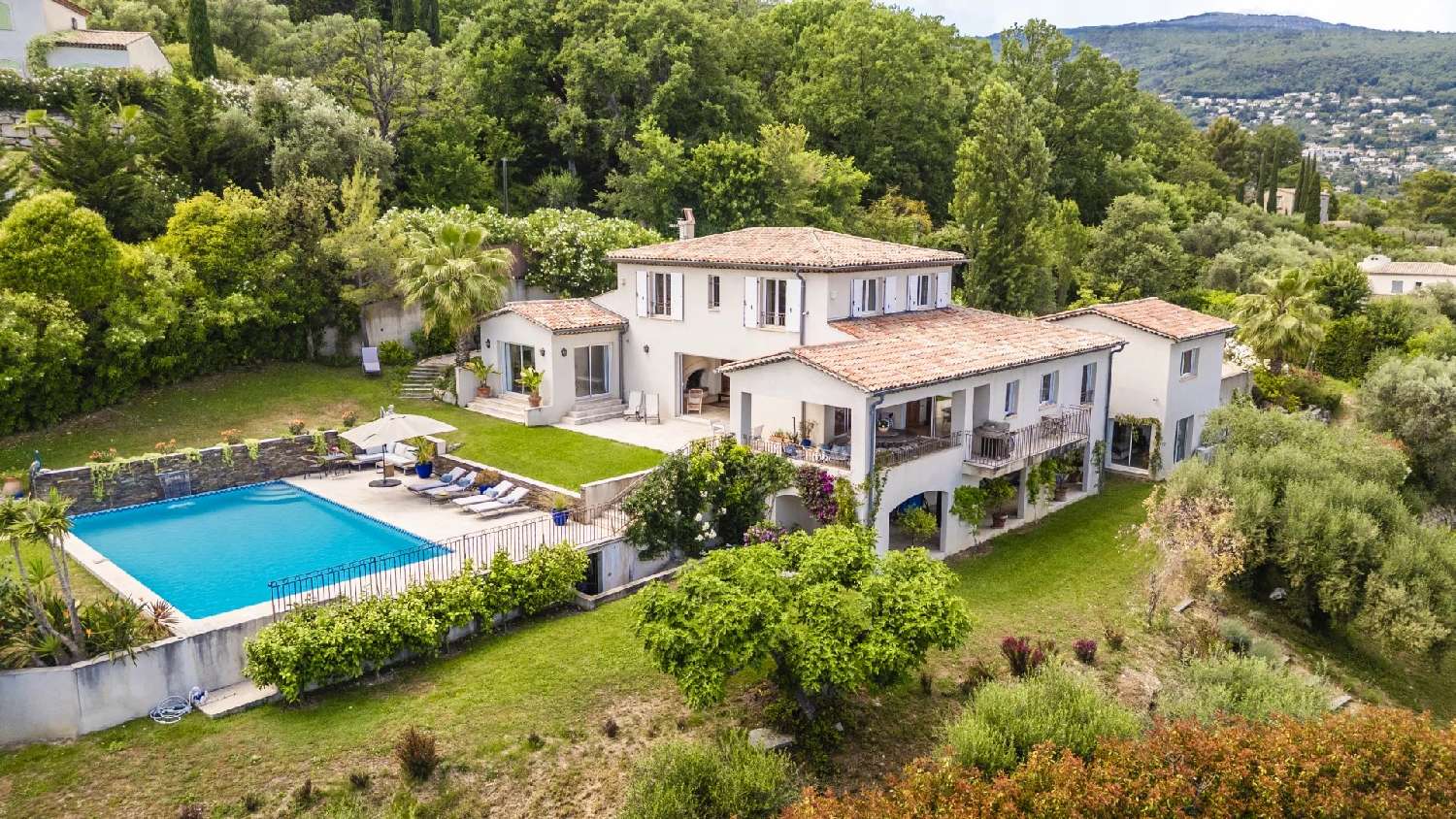 à vendre villa Châteauneuf-Grasse Alpes-Maritimes 1