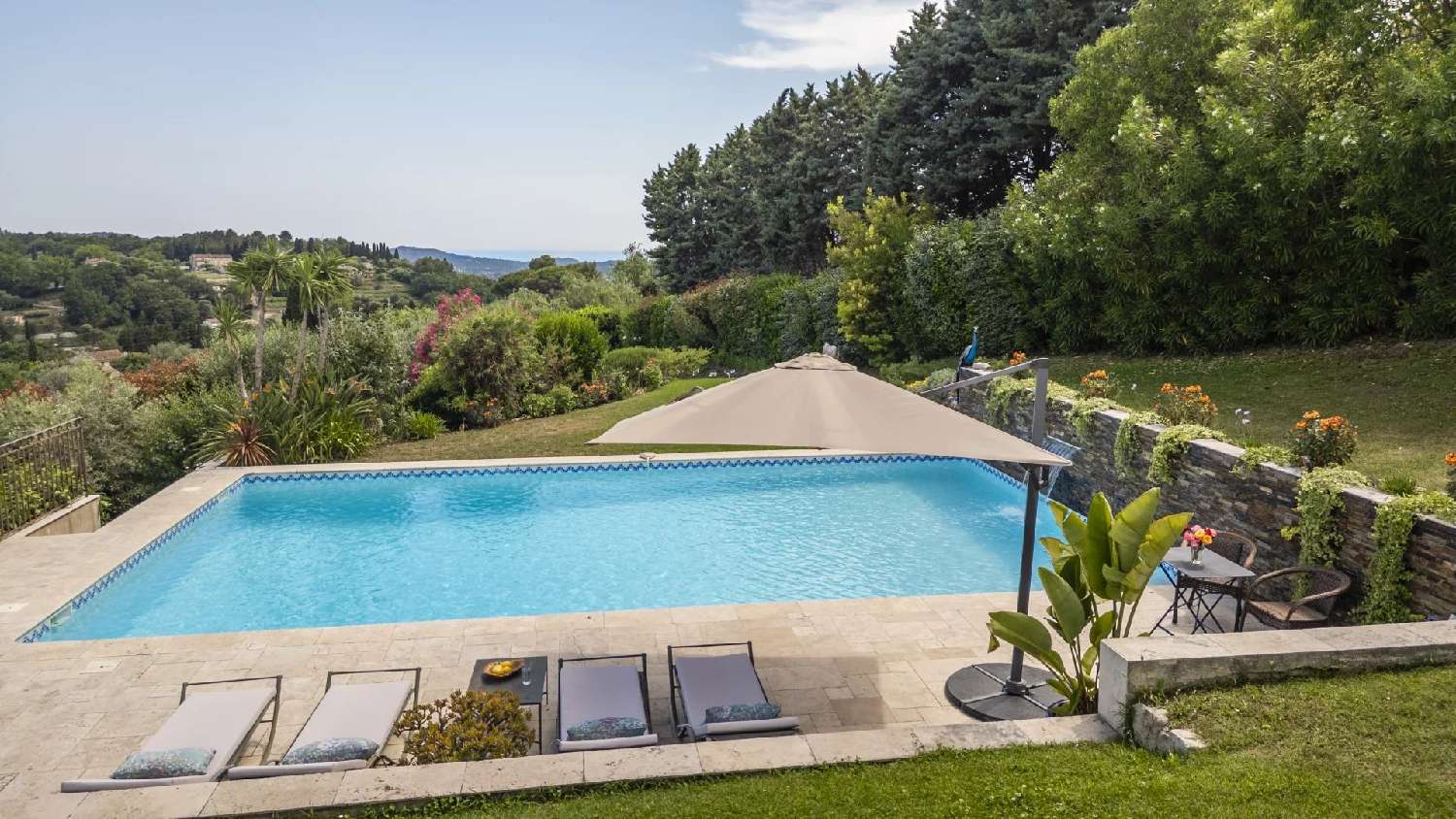 à vendre villa Châteauneuf-Grasse Alpes-Maritimes 4