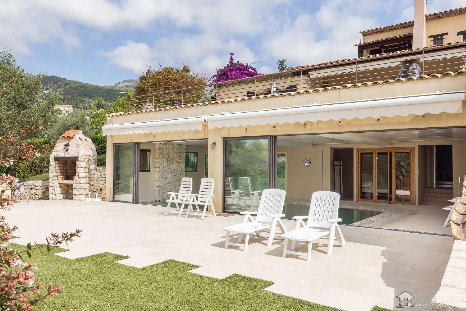  à vendre villa Coursegoules Alpes-Maritimes 2