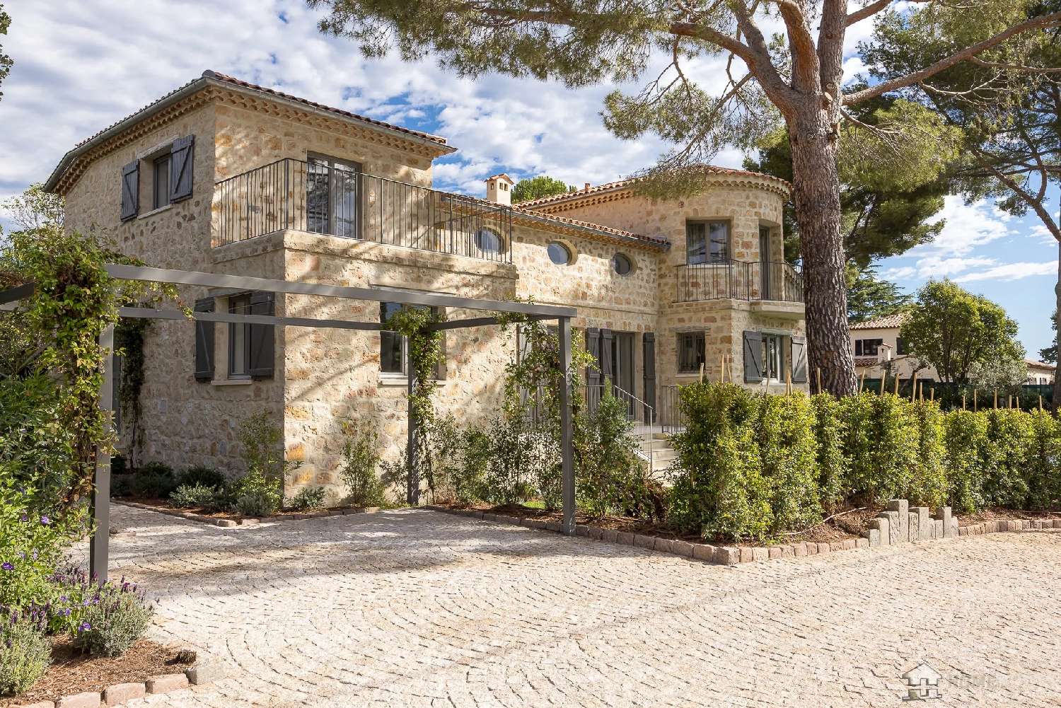  te koop villa Juan-les-Pins Alpes-Maritimes 8