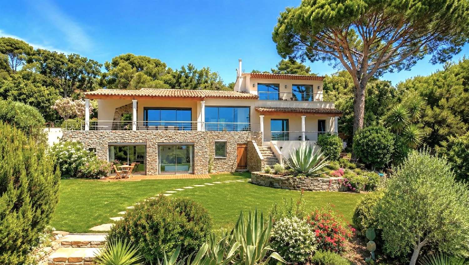 à vendre villa La Croix-Valmer Var 2