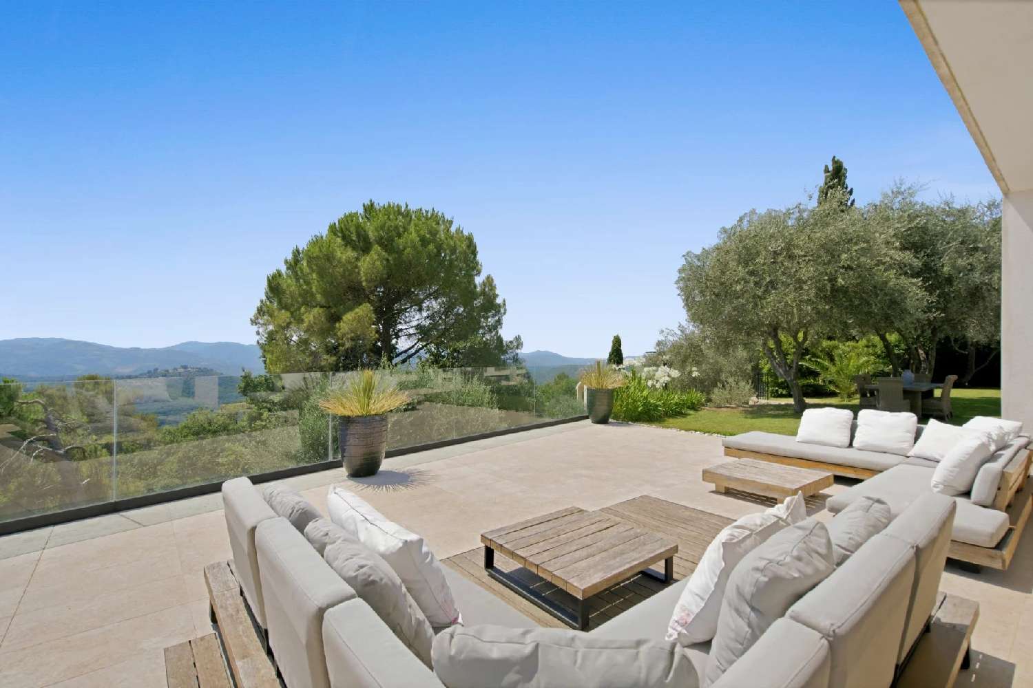  te koop villa Le Tignet Alpes-Maritimes 2