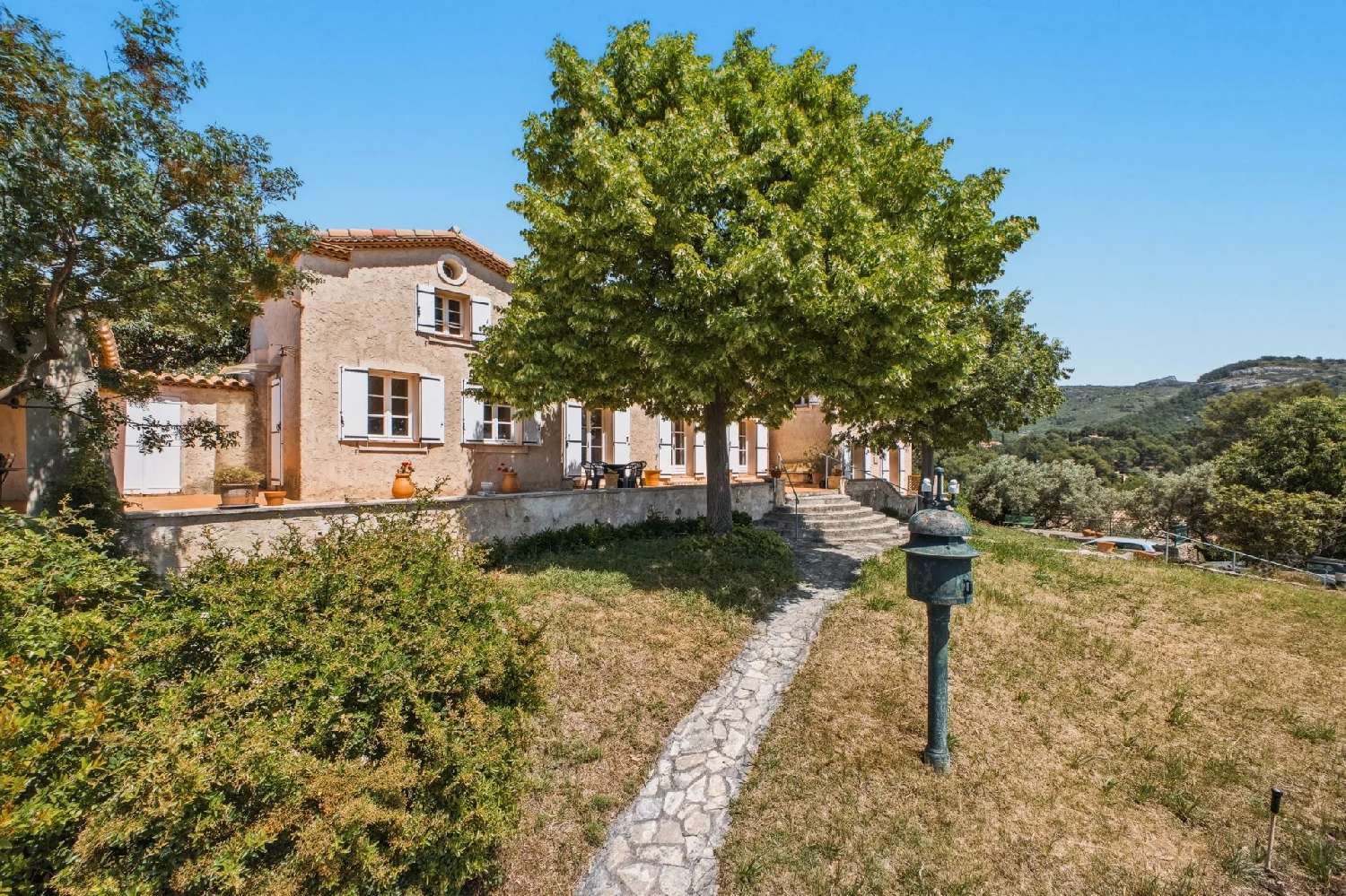 à vendre villa Marseille Bouches-du-Rhône 2