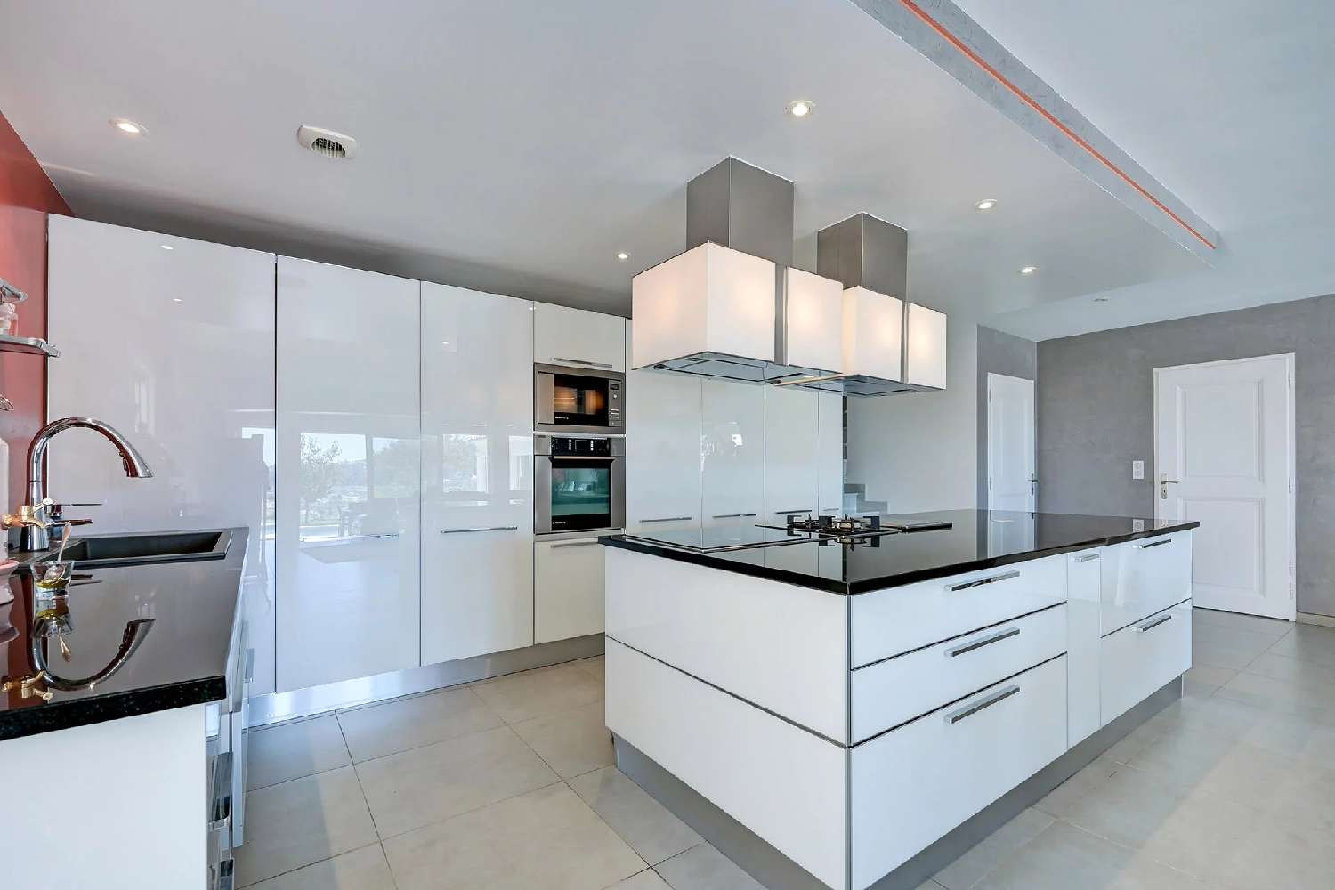 for sale villa Plan-de-Cuques Bouches-du-Rhône 7