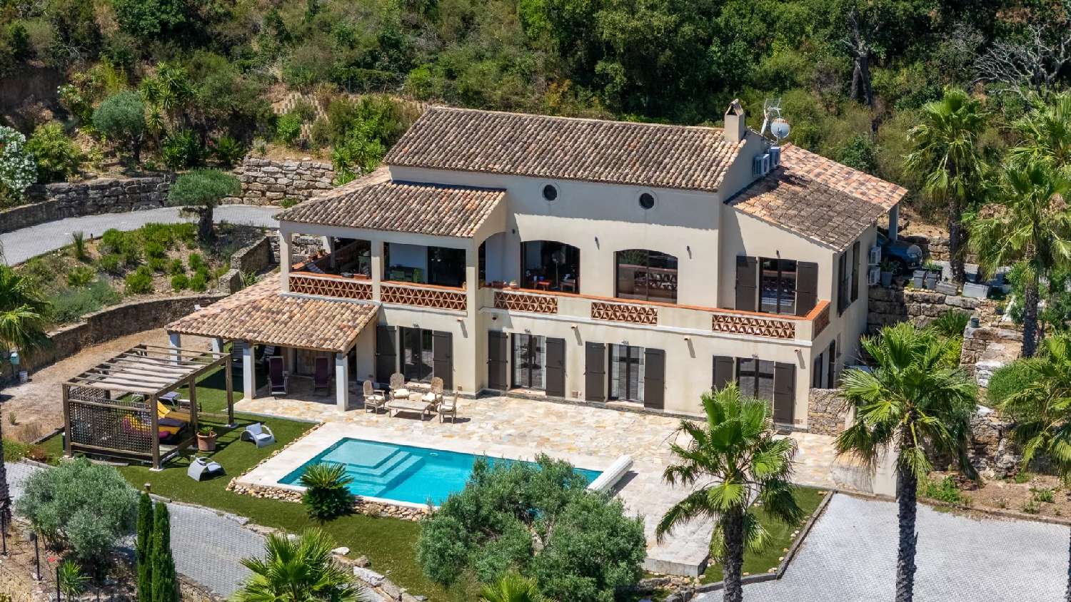 à vendre villa Plan-de-la-Tour Var 3