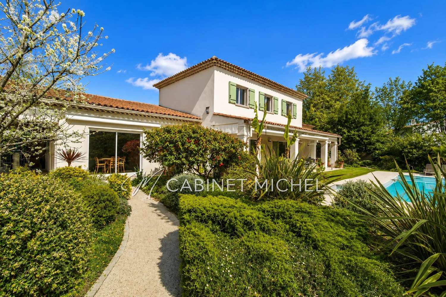  te koop villa Roquefort-les-pins Alpes-Maritimes 1
