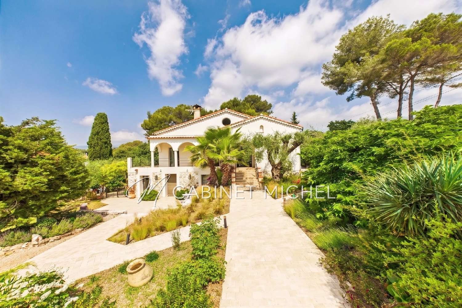  te koop villa Roquefort-les-pins Alpes-Maritimes 1