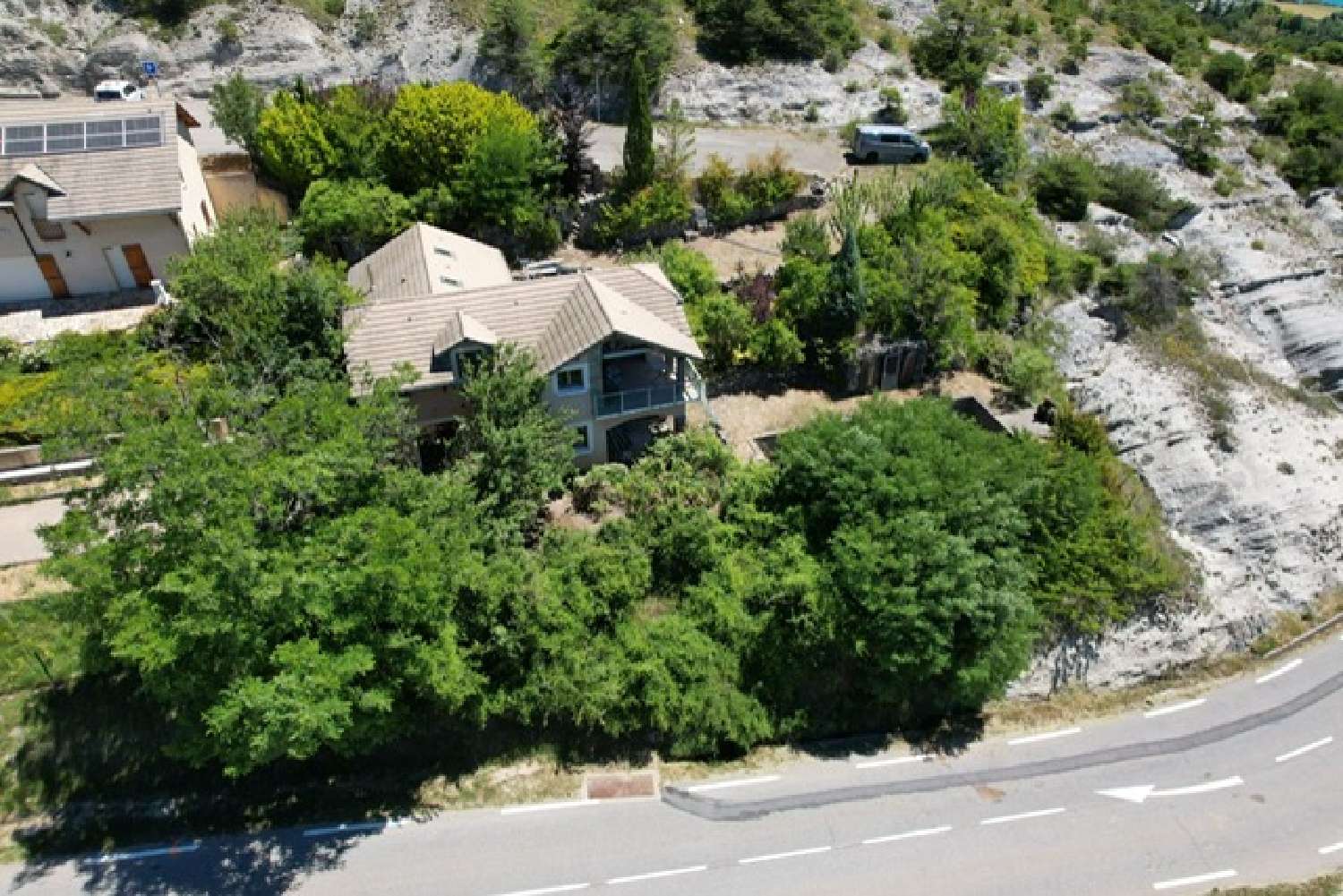 for sale villa Saint-Apollinaire Hautes-Alpes 1