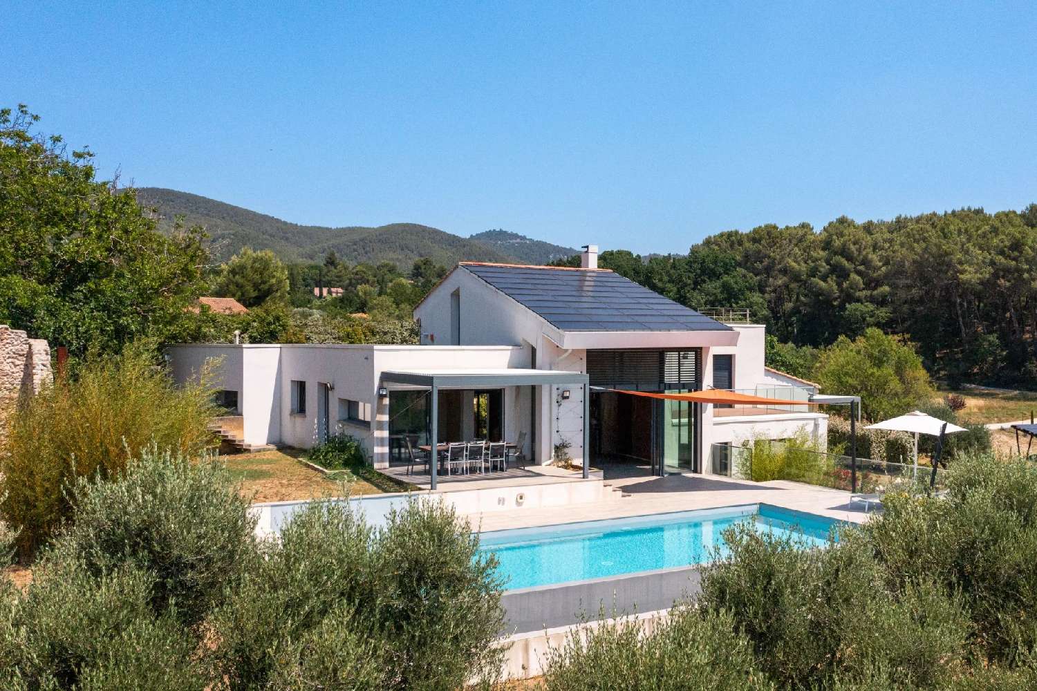  for sale villa Saint-Zacharie Var 2