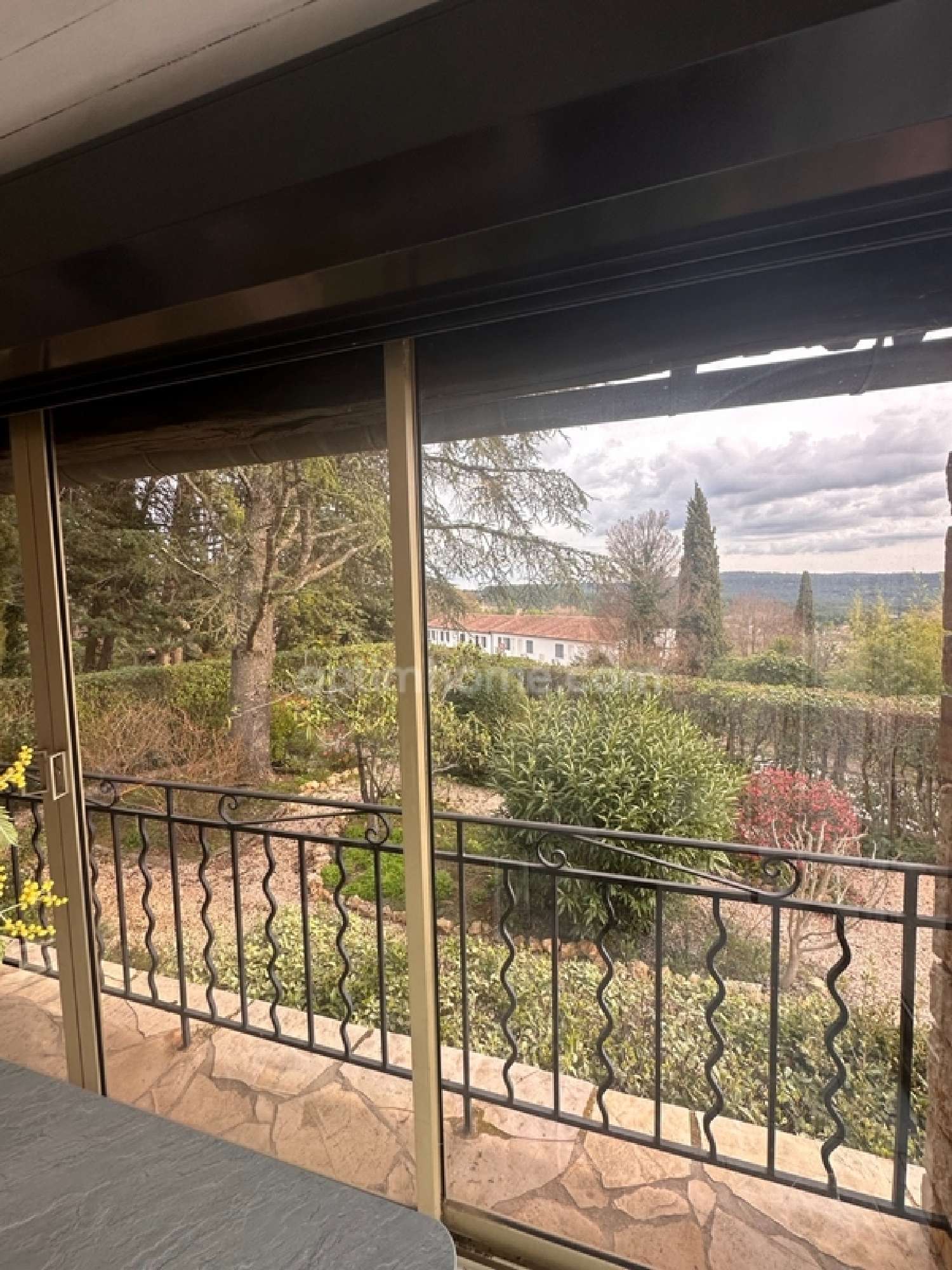 en venta villa Villecroze Var 4